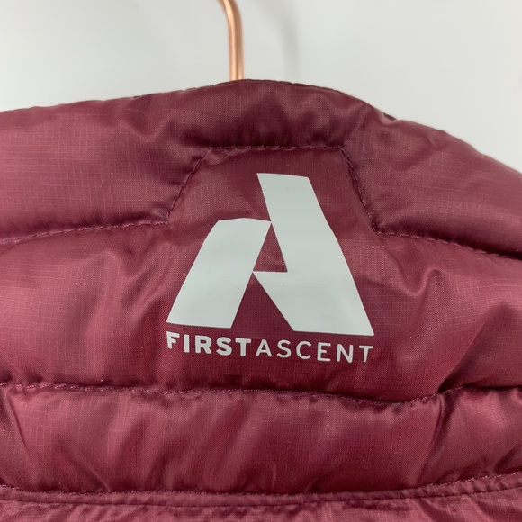 Eddie Bauer Microtherm 2.0 Down Vest in Dark Berry Sz S - Picture 5 of 9